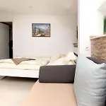 Golden Blue Sea Apartment